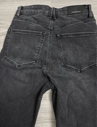 Vaqueros Stradivarius