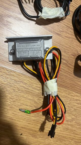 Pack de luz con claxon para patinete electrico