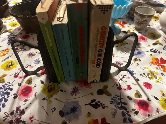 Set 2 ferri da stiro in ghisa anni 20/30