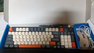 Tastiere + mouse da gioco PC 94 tasti Tast. Qwerty