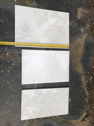Varios azulejos para recoger gratis en 08460