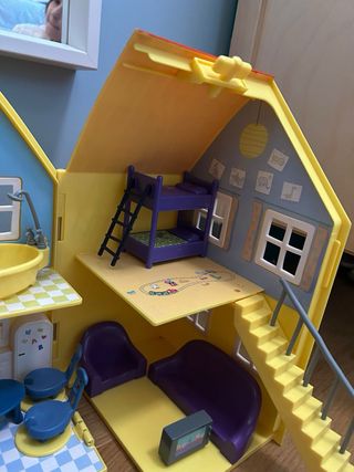 Casa de Peppa Pig con personajes