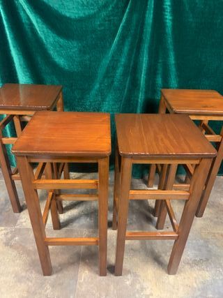 TABURETE ALTO BARRA O MESA MADERA COLOR CAOBA