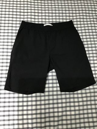 Bermudas negras Makia
