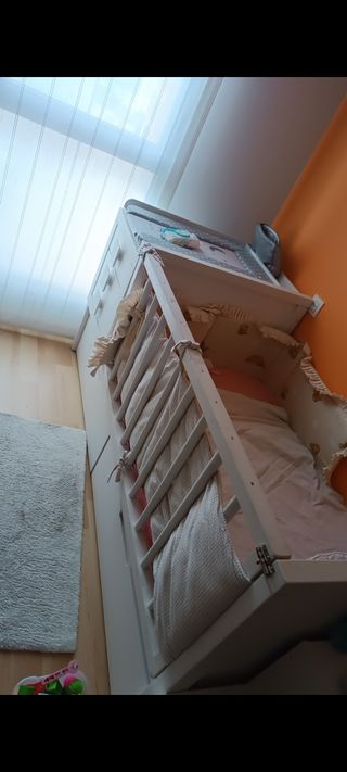 cama cuna cambiador