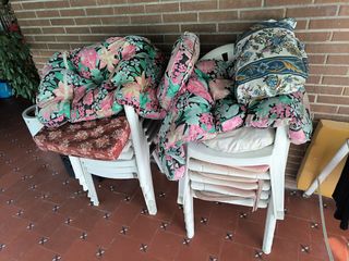 Hamacas y mesas de jardin