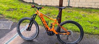 Bicicleta eléctrica  Giant stance +2