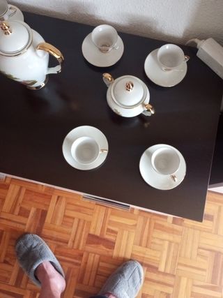 Juegos de café con 8 tazas y platos