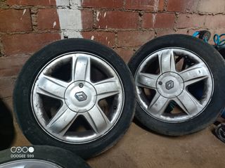 Llantas de aluminio Renault radio 15