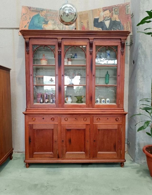 Mueble vitrina de botica