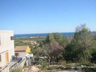 Terreno en venta en Eixample Residencial en Roda de Barà