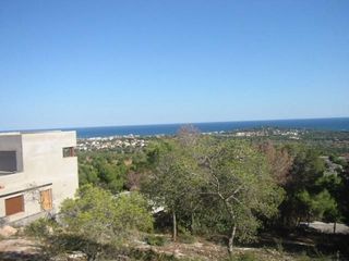 Terreno en venta en Eixample Residencial en Roda de Barà