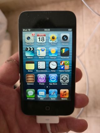 Ipod touch 8gb y altavoces