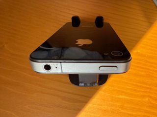 iPhone 4 8Gb
