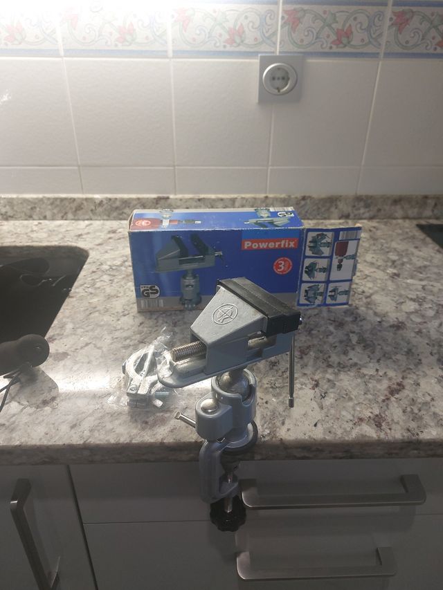 TORNILLO GIRATORIO POWERFIX