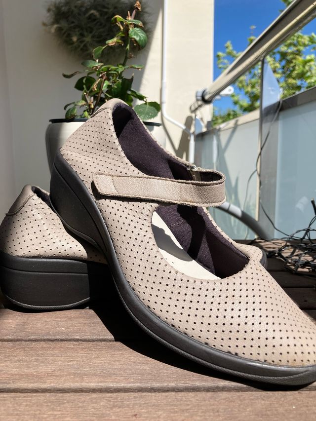 Bailarinas confort Arcopedico beige