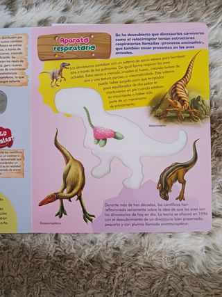 DINOSAURIOS ASOMBROSOS - con transparencias educat