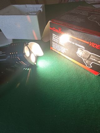 Illuminatore video-8