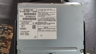 Radio navegador mitsubishi montero v80