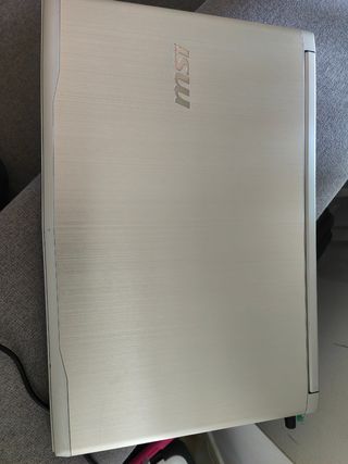MSI PE70 7RD  I7-7700HQ 32GB RAM 500GB SSD+ 1TB  