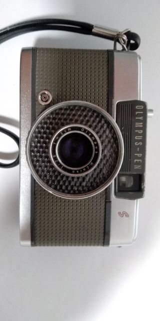 Cámara OLYMPUS Pen-ee