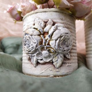 3 Latitas Shabby Chic
