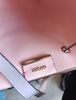 Bolso Guess reversible tipo saco