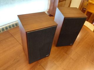 ALTAVOCES  JAMO J-15
