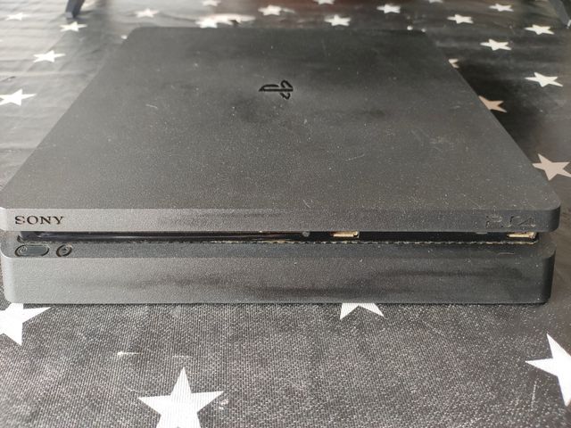 Vendo PlayStation 4 1T