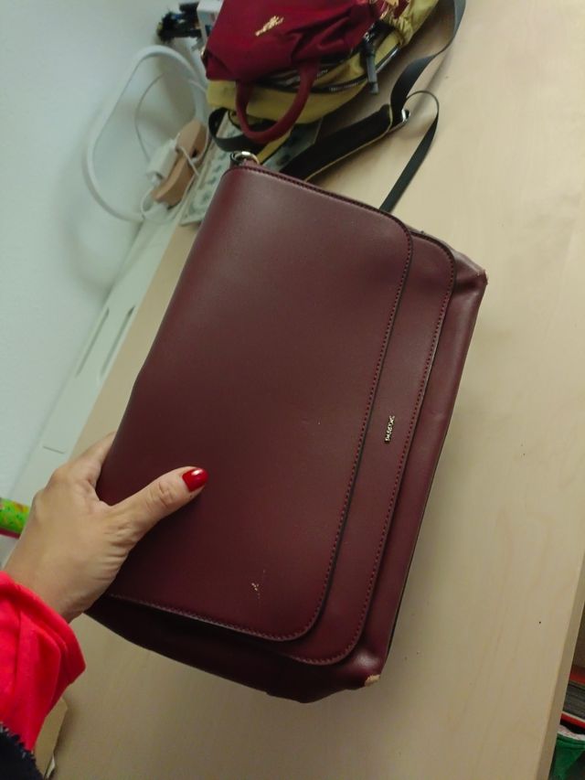 Bolso Parfois granate