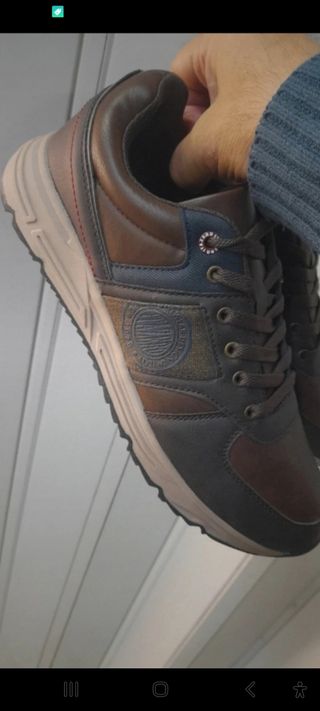 Sneakers Sportive pelle N44