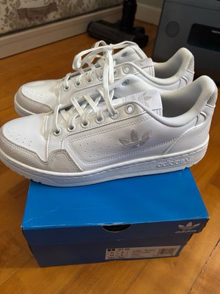Adidas originals blancos SIN ESTRENAR talla 42