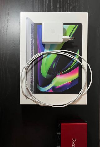 Apple MacBook Pro 13 (2020), M1, 8 GB, 256 GB SSD Gris espacial.