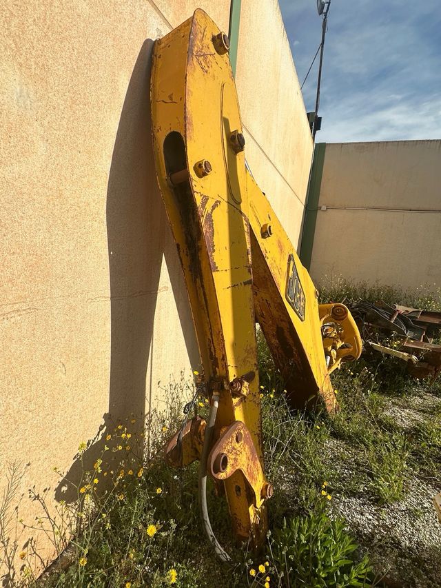 Brazo retro mixta JCB 3CX