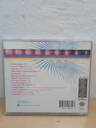 Lote CD Música Dance, 12 euros.