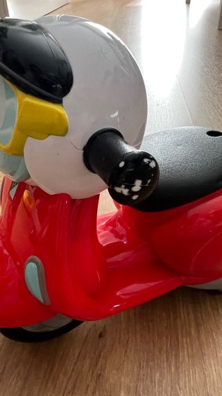 Moto teledirigida Chicco Vespa