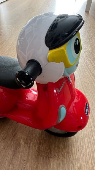Moto teledirigida Chicco Vespa