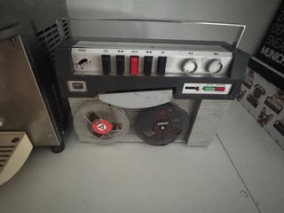 Magnetofono muy antiguo