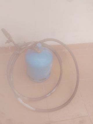 Soplete pistola. serrot.