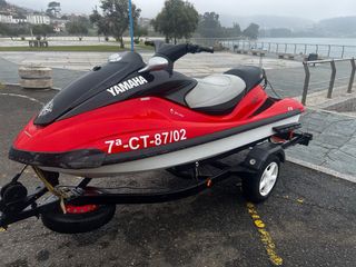 Moto agua yamaha fx 140
no bajo nada 