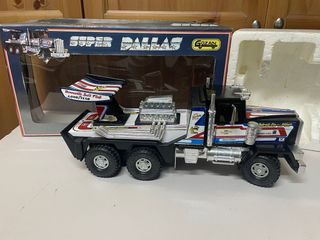 Camión Gozan Horizont