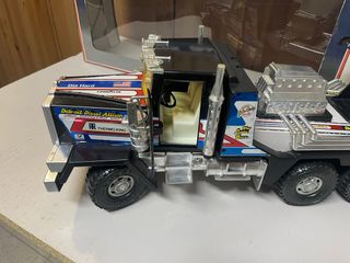 Camión Gozan Horizont