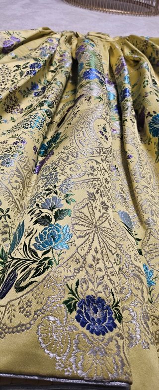 Falda fallera mujer.