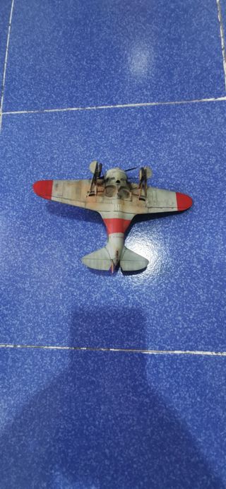 Maqueta Polikarpov I-16 Mosca 1:48
