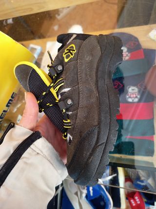 Botas de montaña n 32