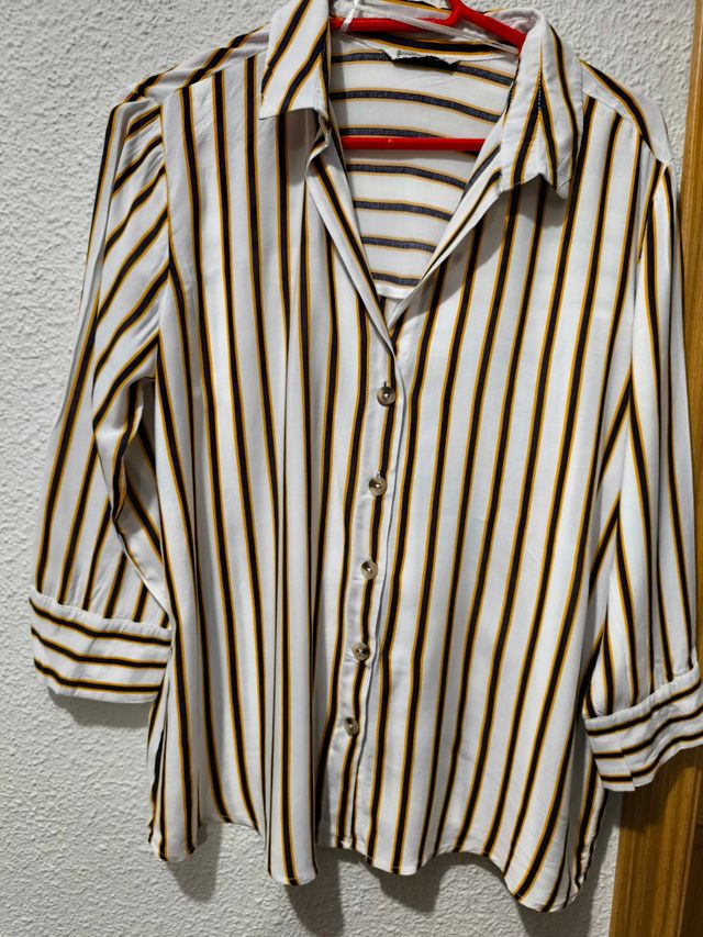 Blusa Stradivarius fresquita