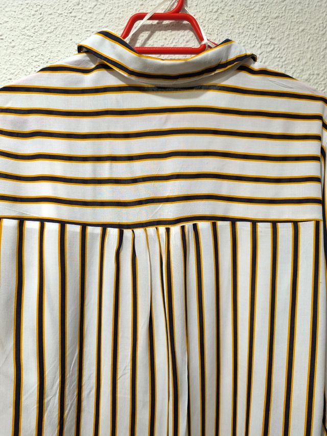 Blusa Stradivarius fresquita