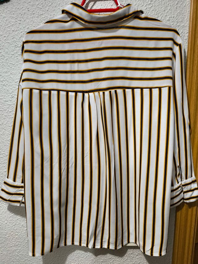 Blusa Stradivarius fresquita