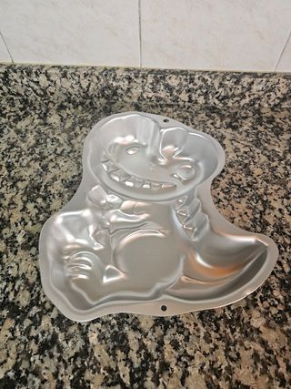 Molde de dinosaurio para hornear