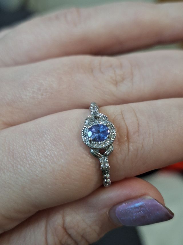 Anello in acciaio con Tanzanite naturale